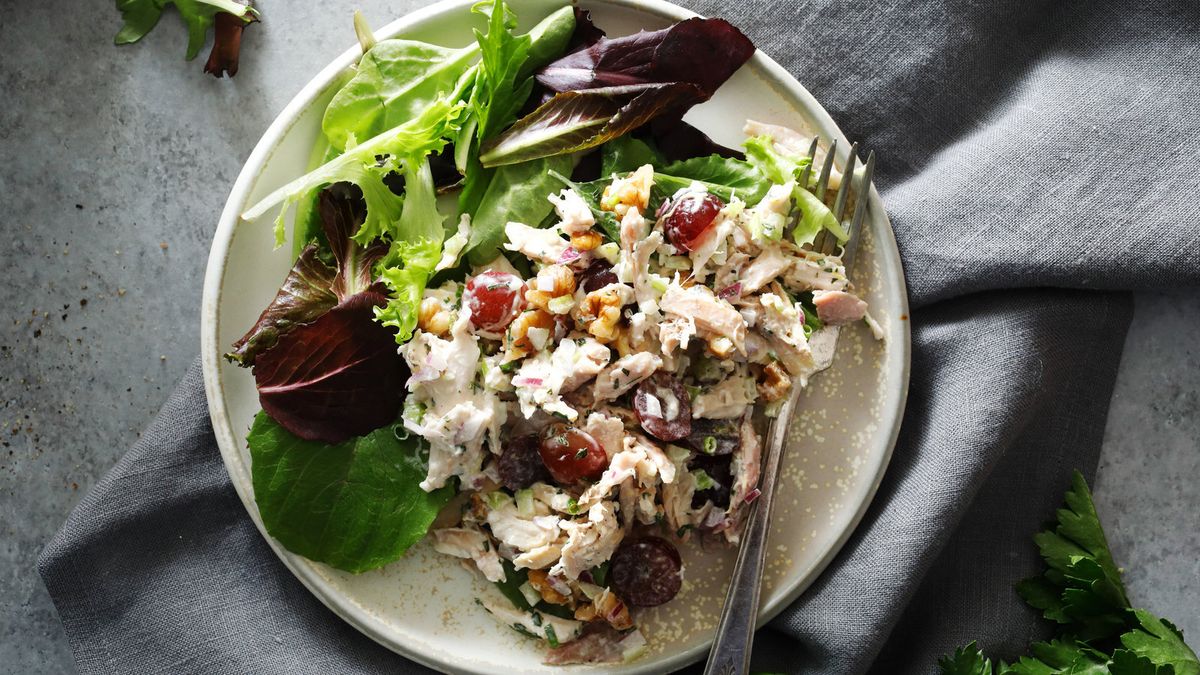 chicken-salad-with-apples-grapes-and-walnuts-recipe