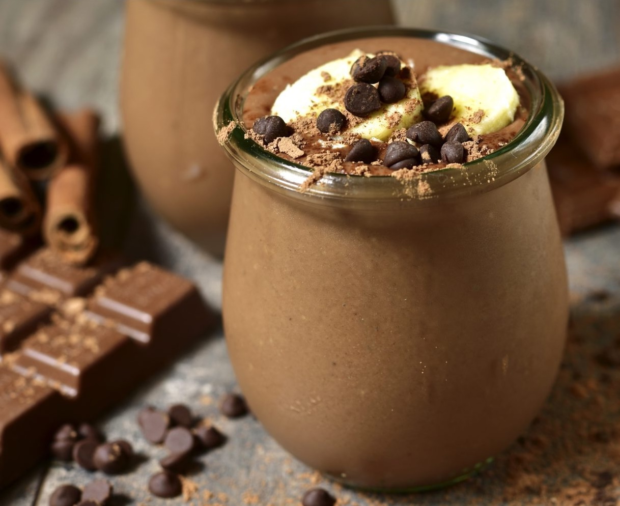 chocolate-banana-peanut-butter-protein-shake-recipe