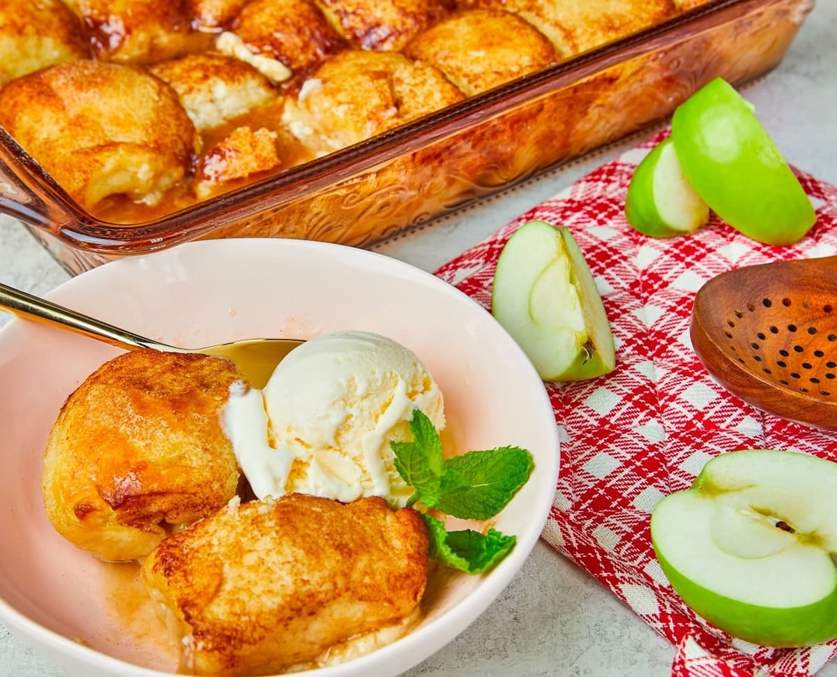 country-apple-dumplings-recipe