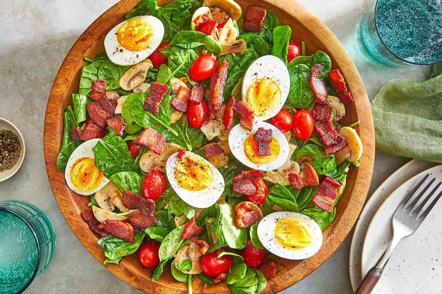spinach-salad-with-warm-bacon-mustard-dressing-recipe