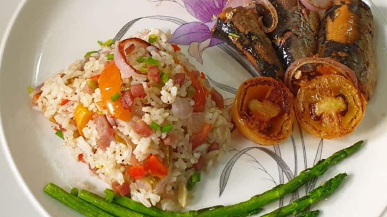 island-style-sardines-and-rice-recipe