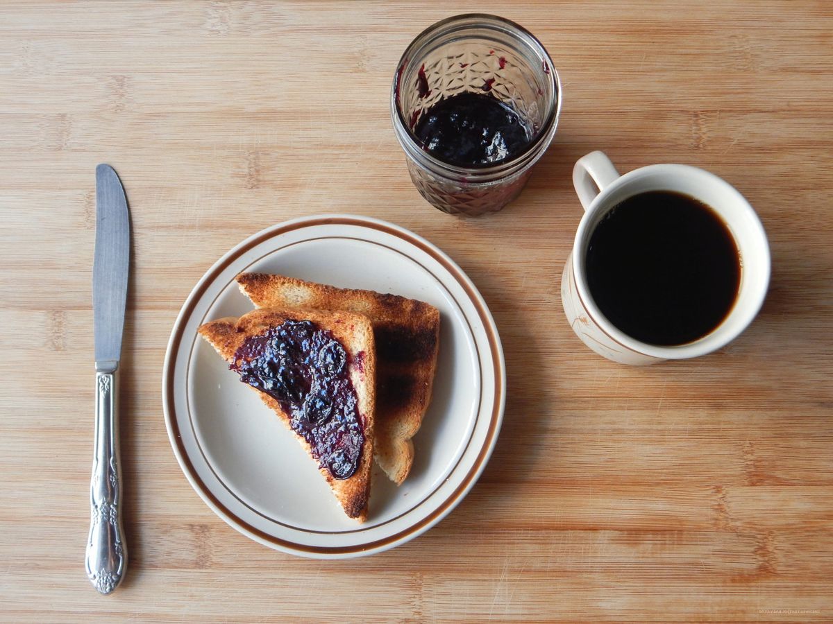 small-batch-blueberry-jam-recipe